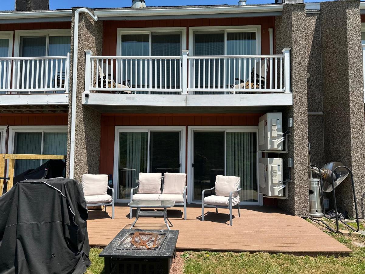 Spectacular Catskills 4 Bedroom Vacation Oasis- Gorgeous Mountain Views! * Hunter